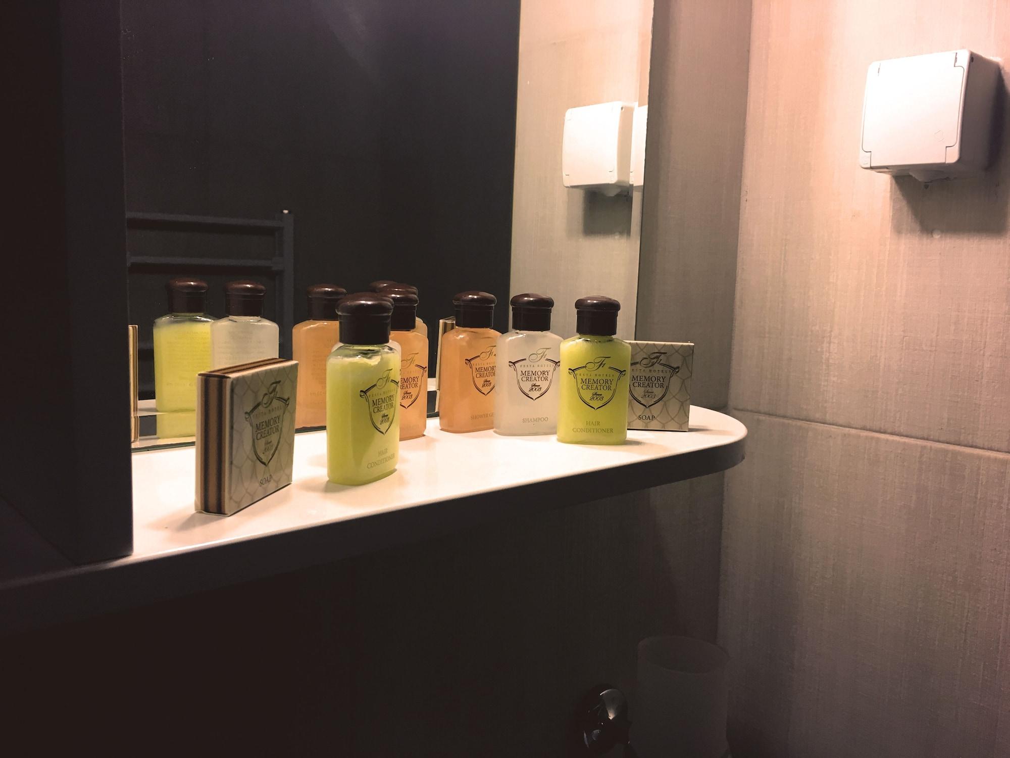 סאני ביץ' Gardenia Hills Hotel מראה חיצוני תמונה