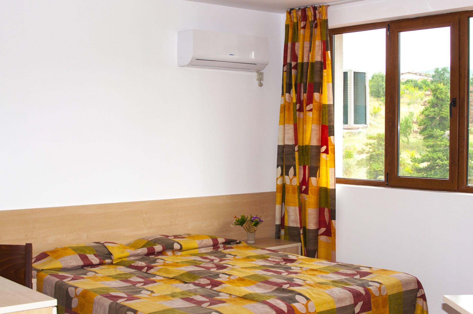 סאני ביץ' Gardenia Hills Hotel מראה חיצוני תמונה
