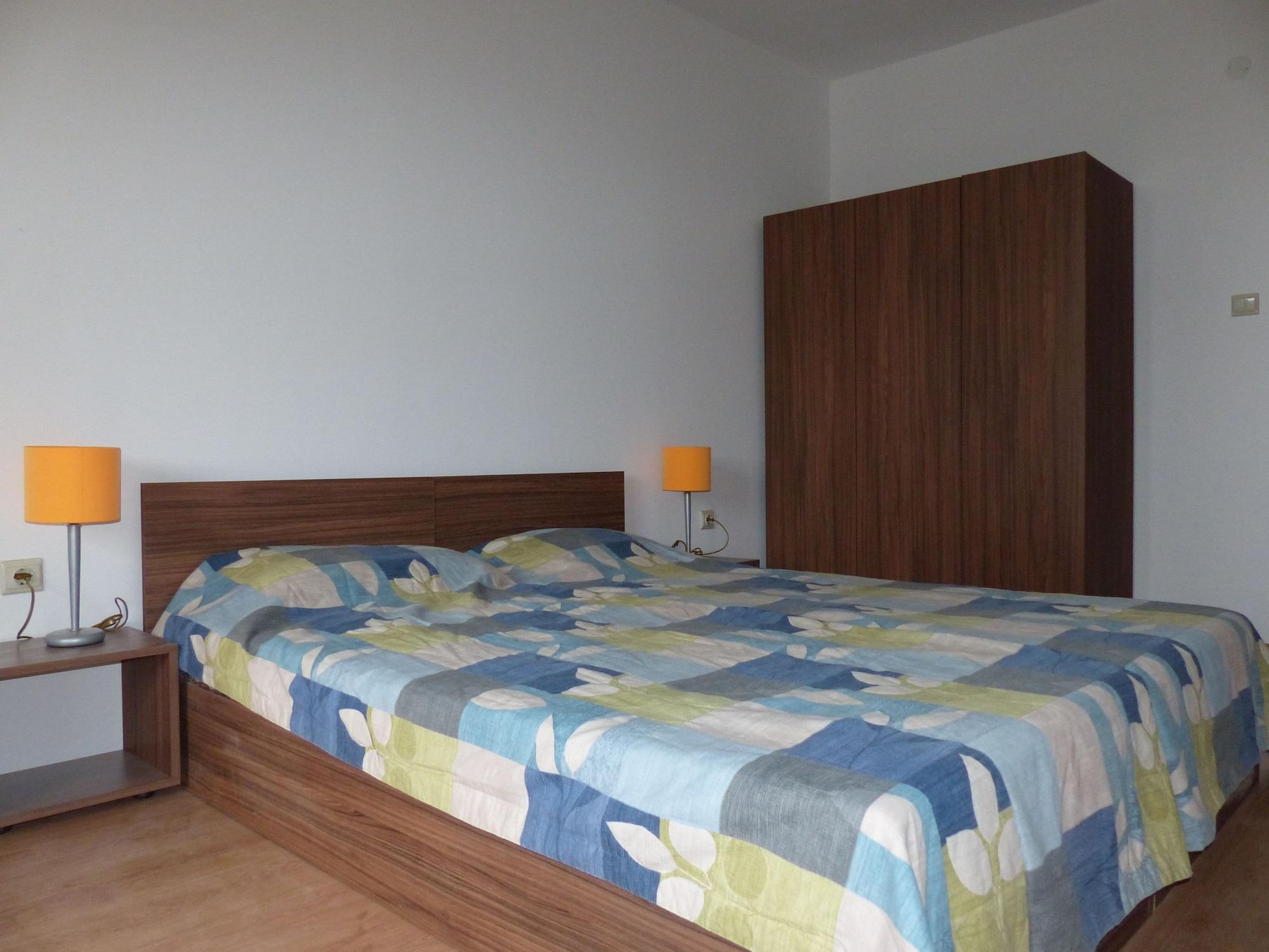 סאני ביץ' Gardenia Hills Hotel מראה חיצוני תמונה