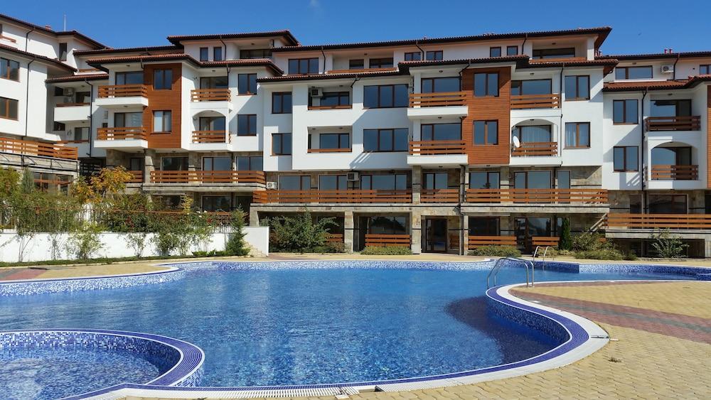סאני ביץ' Gardenia Hills Hotel מראה חיצוני תמונה