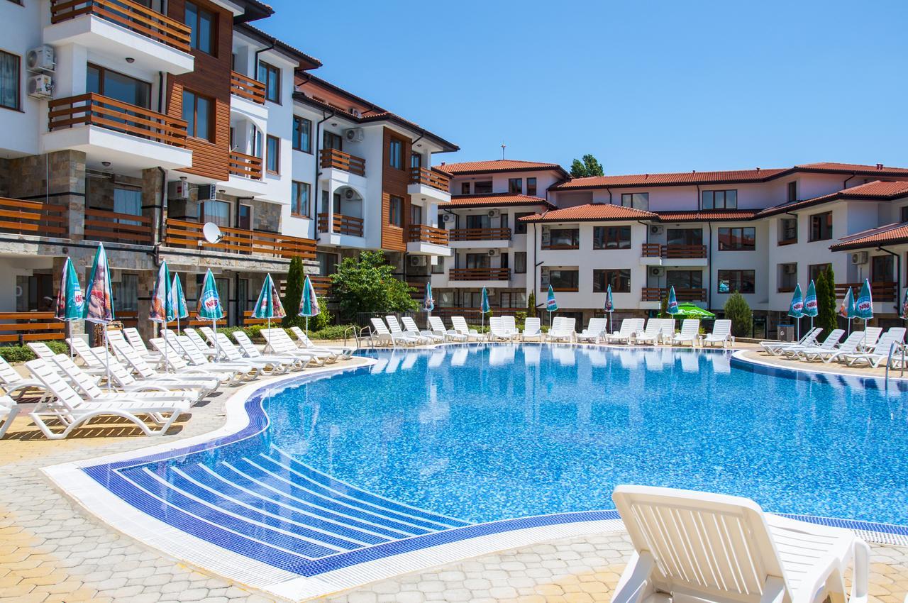 סאני ביץ' Gardenia Hills Hotel מראה חיצוני תמונה