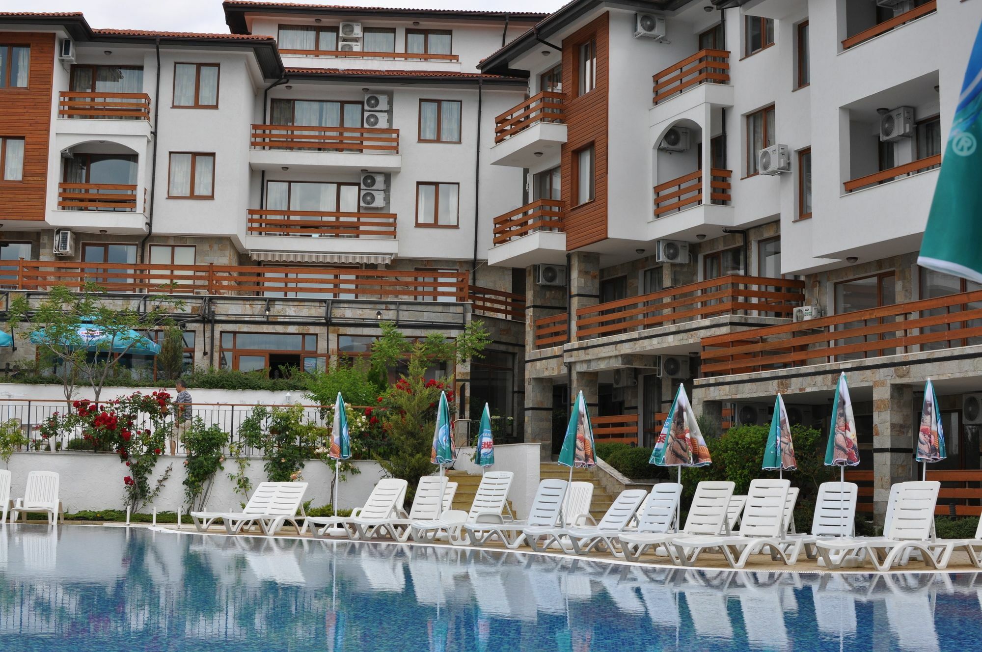 סאני ביץ' Gardenia Hills Hotel מראה חיצוני תמונה
